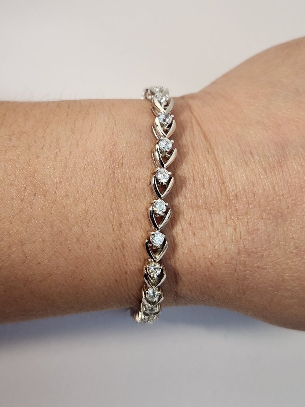 ITALY VTG True VTG 10K White Gold Heart Link Tennis Bracelet 7” 10.81g - Picture 3 of 14